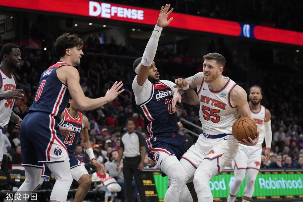 围绕莱昂的 围绕莱昂的